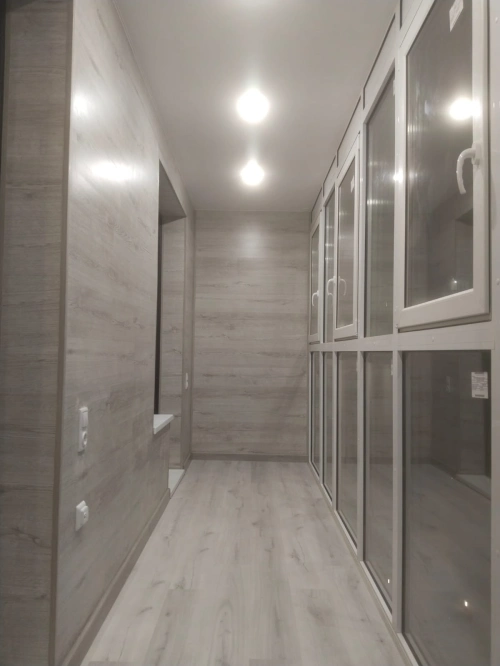 Утепление витражной системы АВАНГРАД на объекте Аквилон ZALIVE